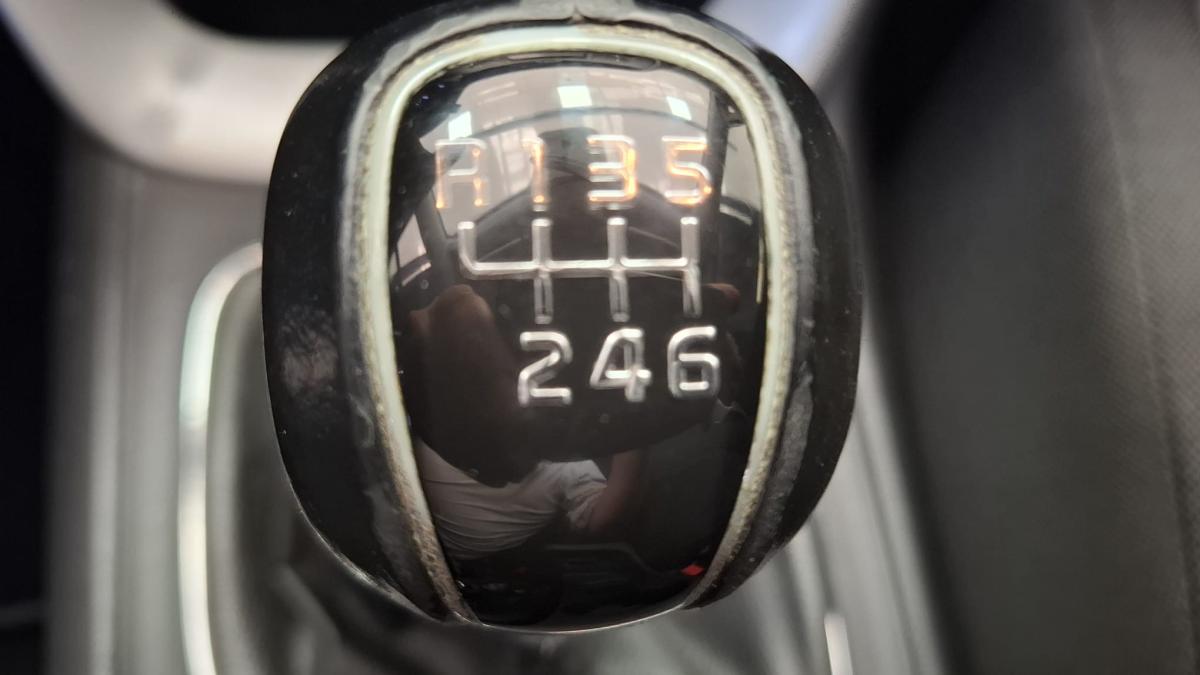 kia-ceed-sw-2013-diesel-1582cc