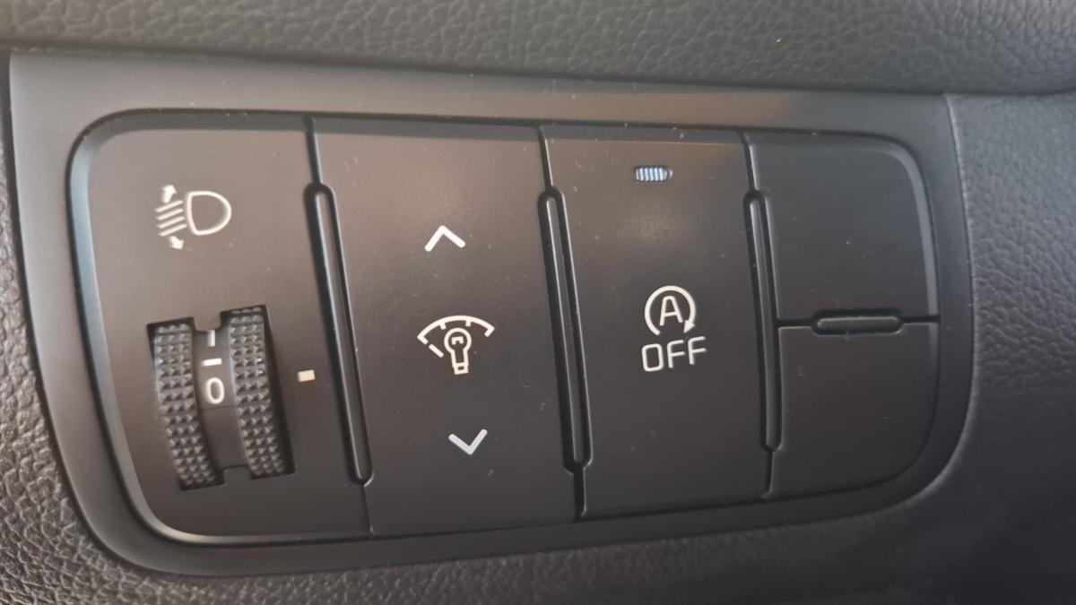 kia-ceed-sw-2013-diesel-1582cc