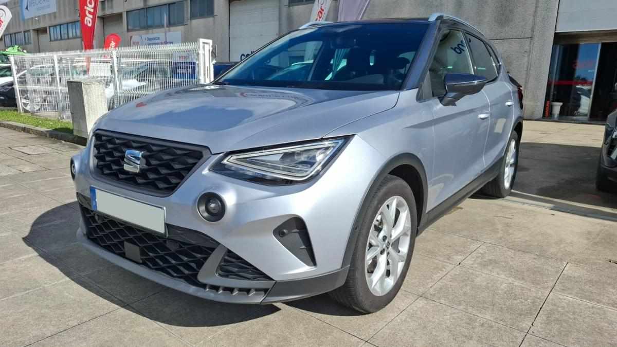 seat-arona-1-0-ecotsi-2022-gasolina-999cc