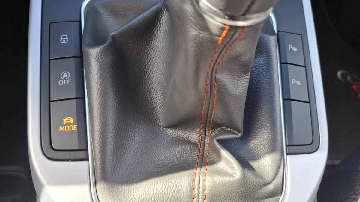 seat-arona-1-0-ecotsi-2022-gasolina-999cc