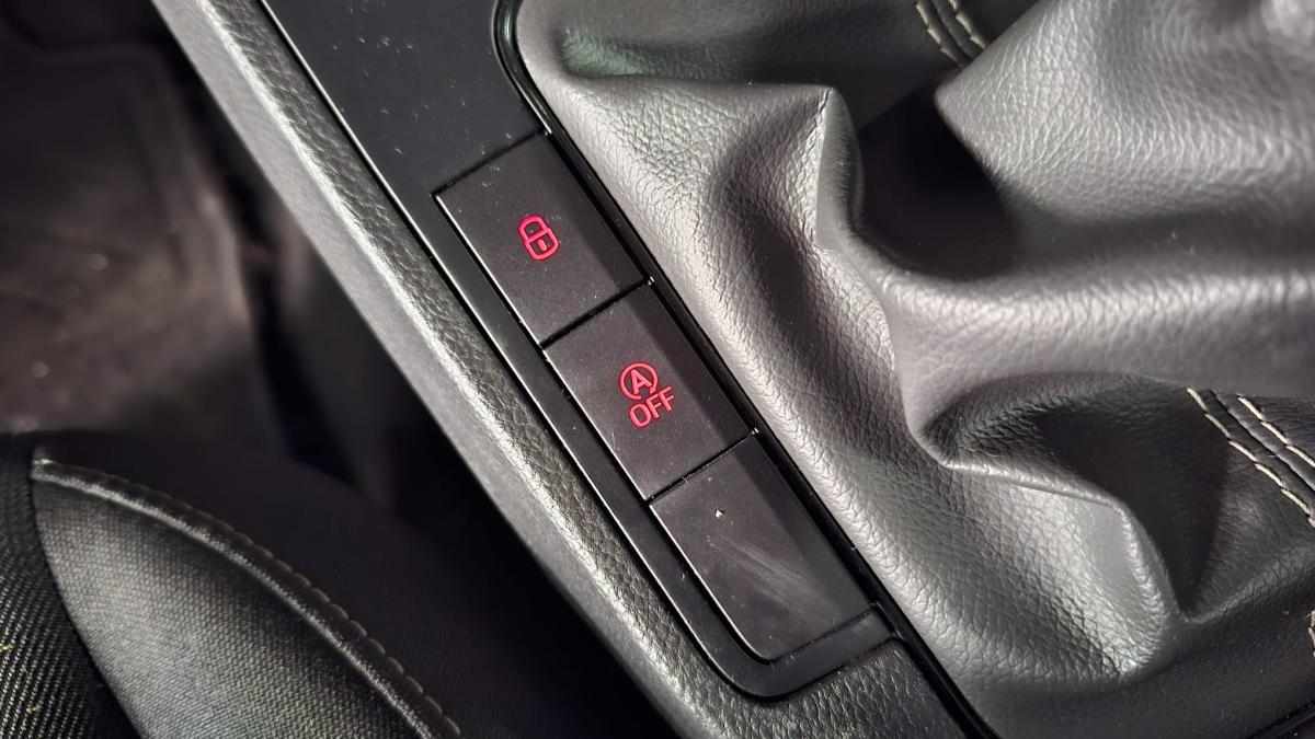 seat-ibiza-1-0-ecotsi-2023-gasolina-999cc