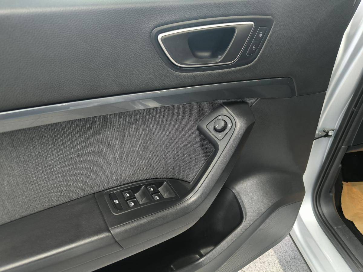seat-ateca-2024-gasolina-999cc