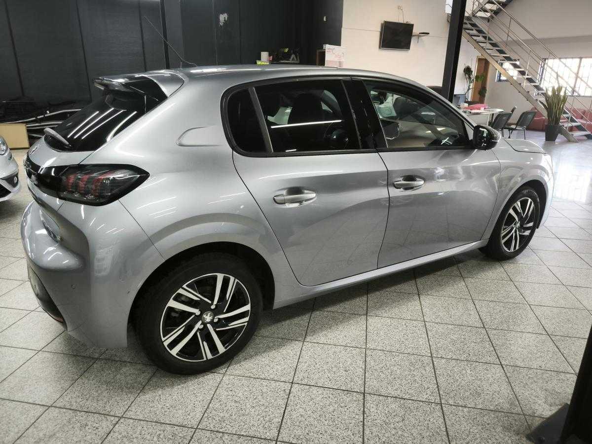 peugeot-208-2021-gasolina-1199cc
