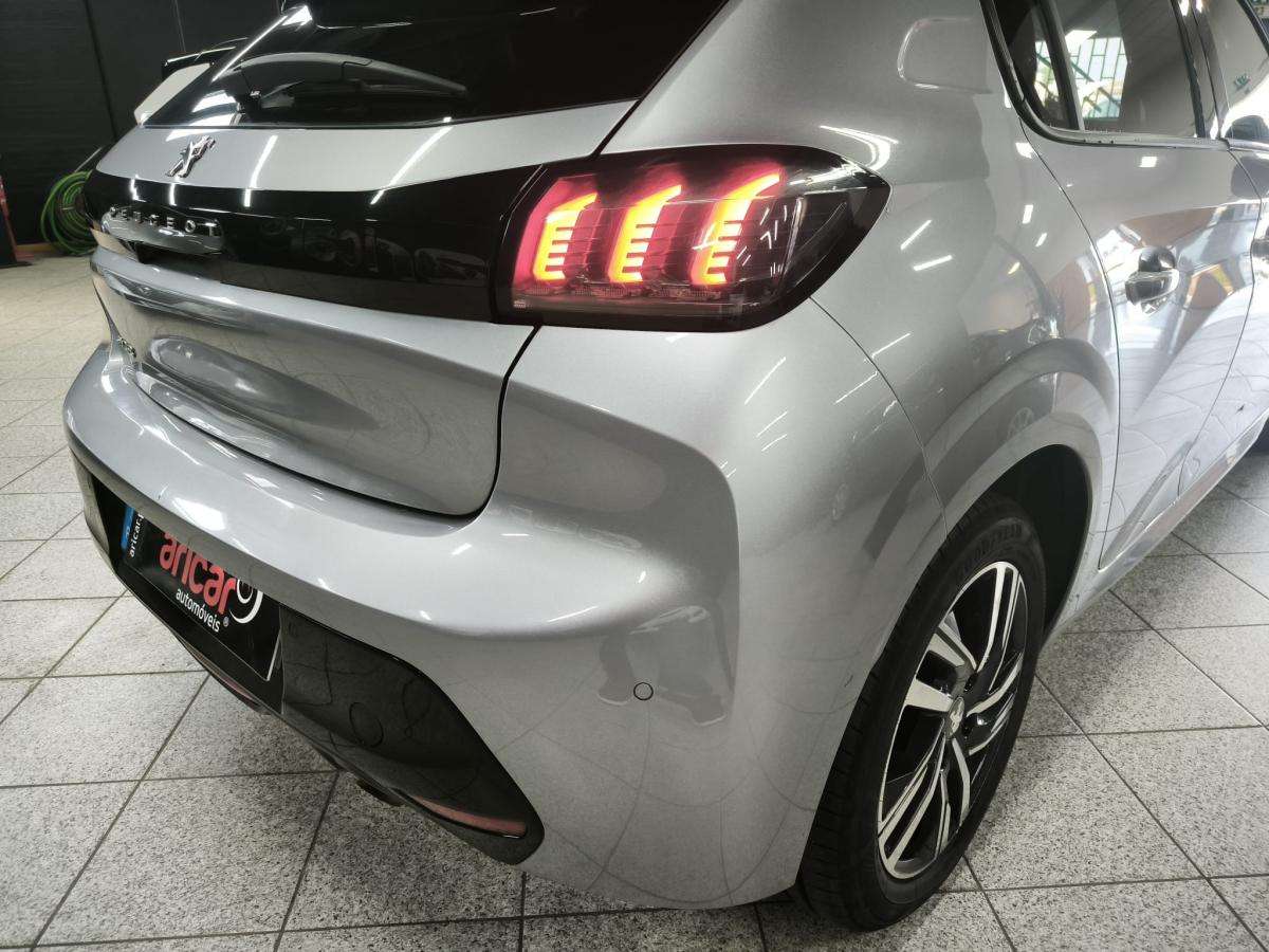 peugeot-208-2021-gasolina-1199cc