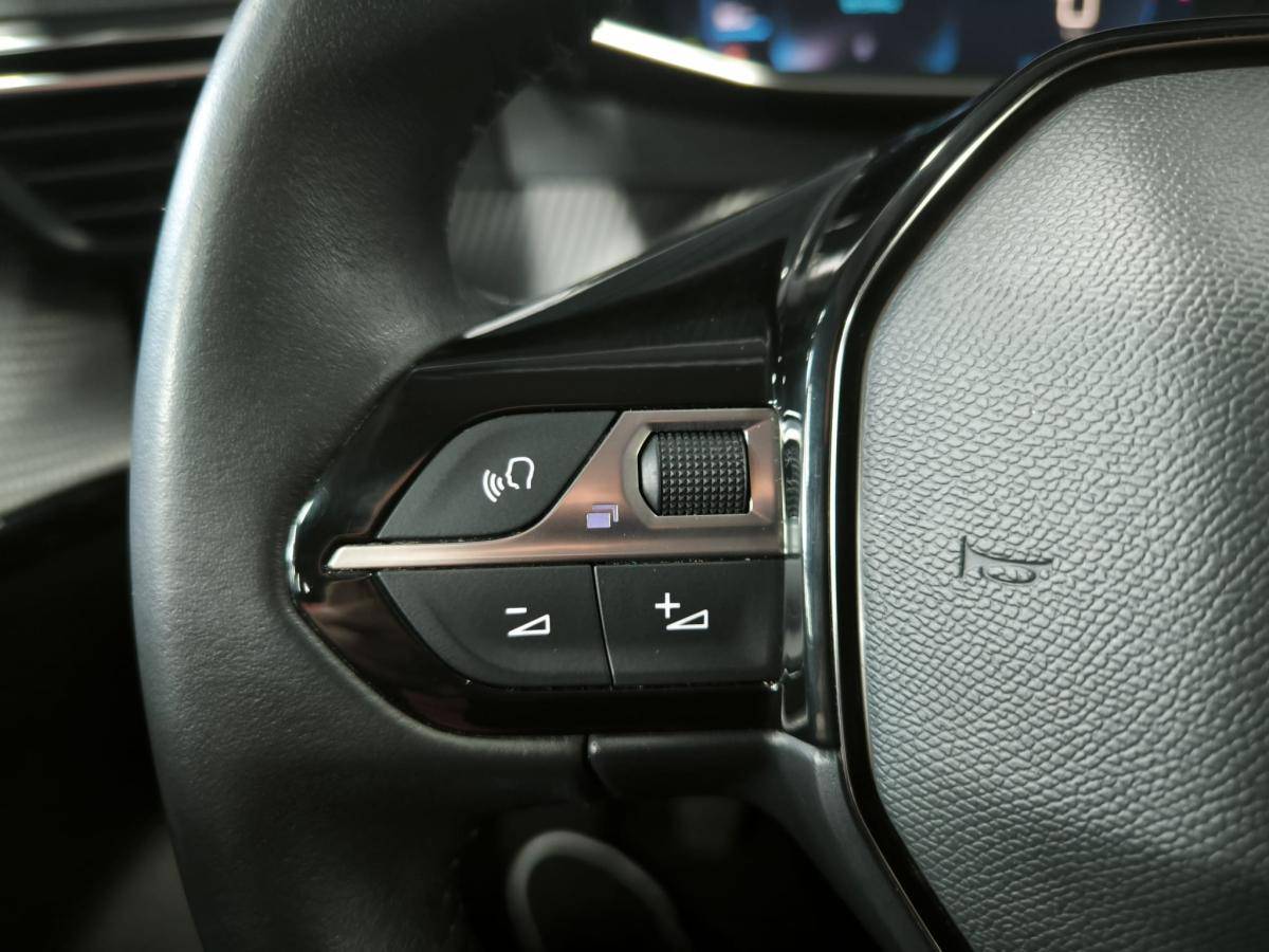 peugeot-208-2021-gasolina-1199cc