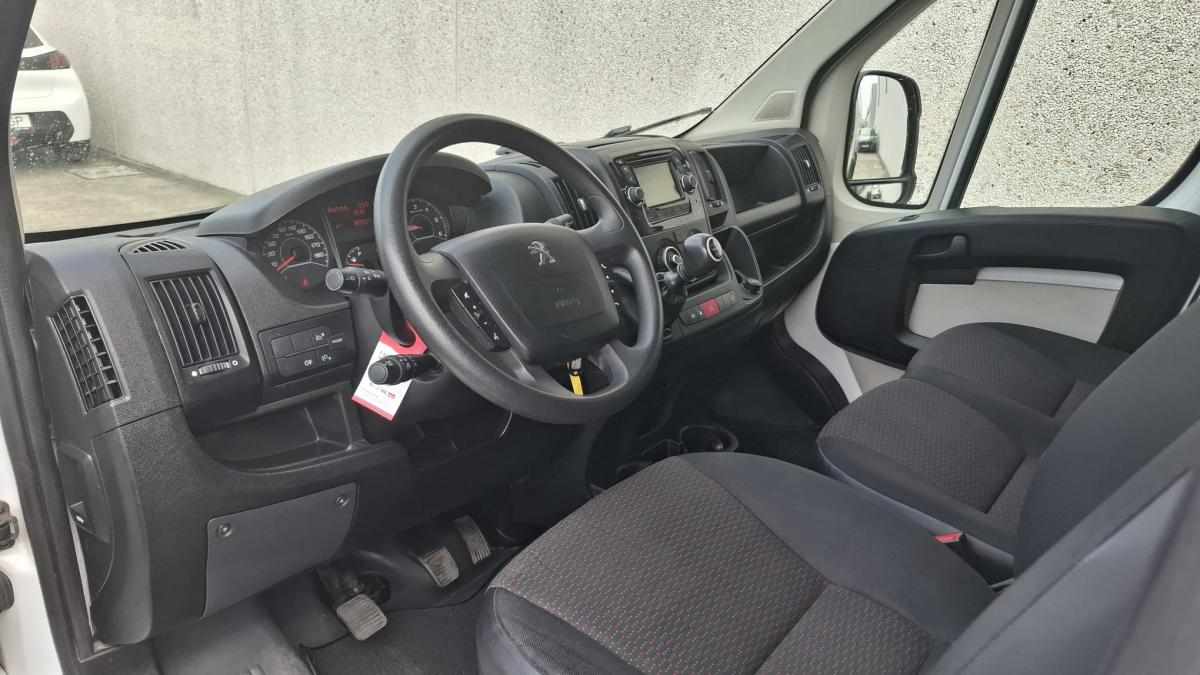 peugeot-boxer-2-0-131cv-2018-diesel-1997cc