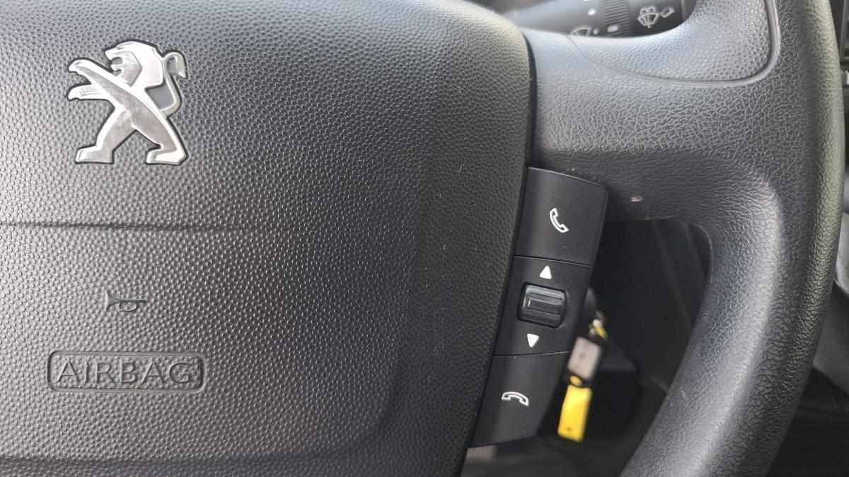 peugeot-boxer-2-0-131cv-2018-diesel-1997cc