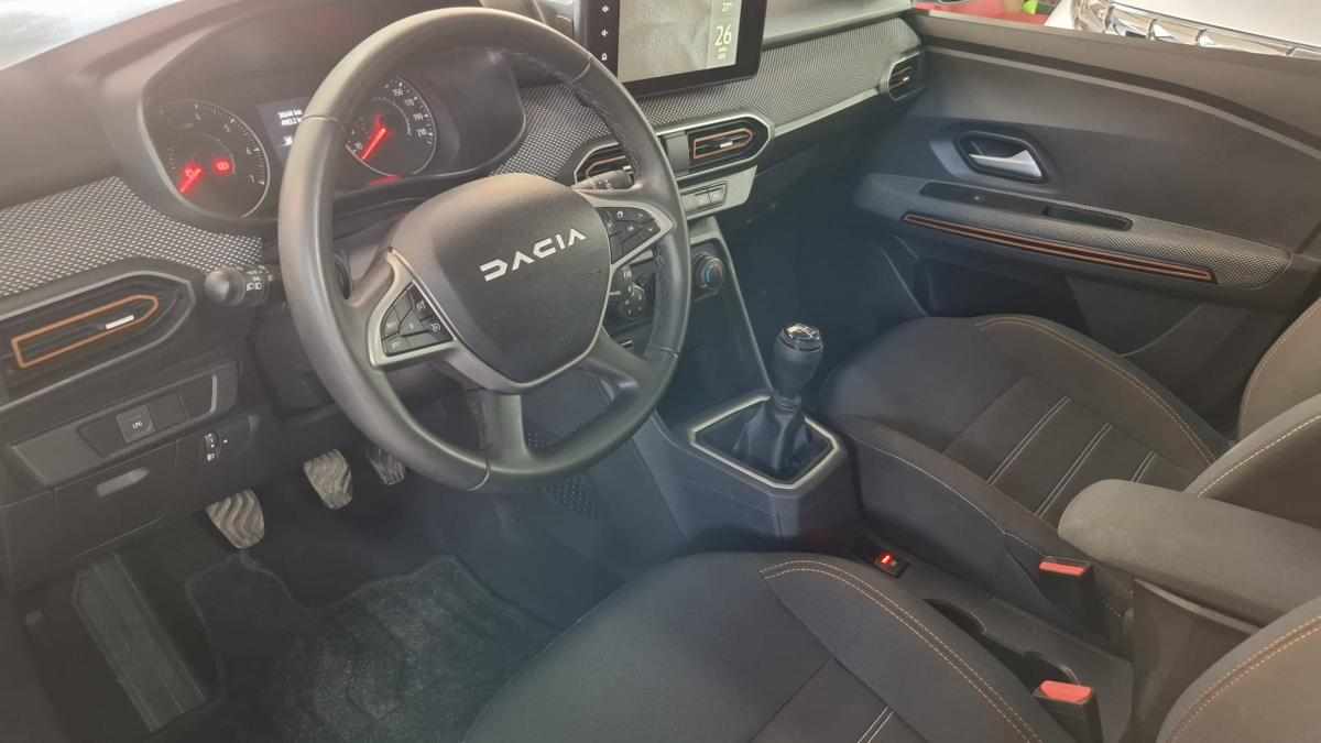 dacia-sandero-1-0-tce-eco-g-2023-gpl-999cc