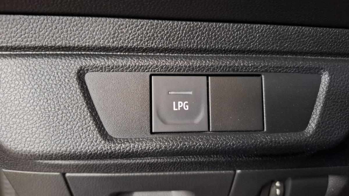 dacia-sandero-1-0-tce-eco-g-2023-gpl-999cc