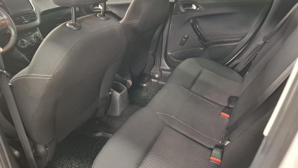 peugeot-208-2016-gasolina-1199cc