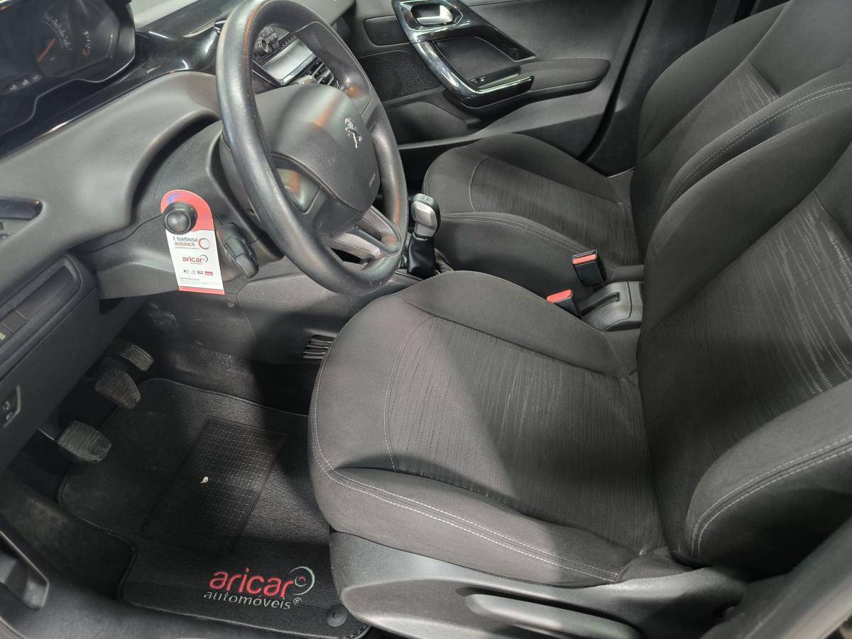 peugeot-208-2012-gasolina-1199cc