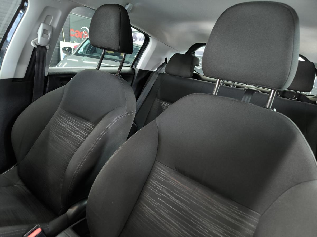 peugeot-208-2012-gasolina-1199cc