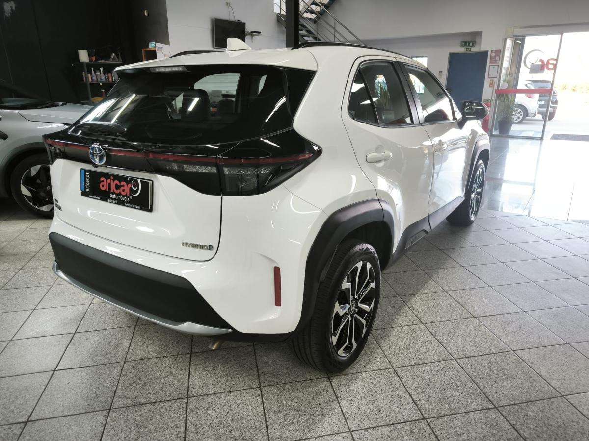 toyota-yaris-cross-2023-hibrido-a-gasolina-1490cc