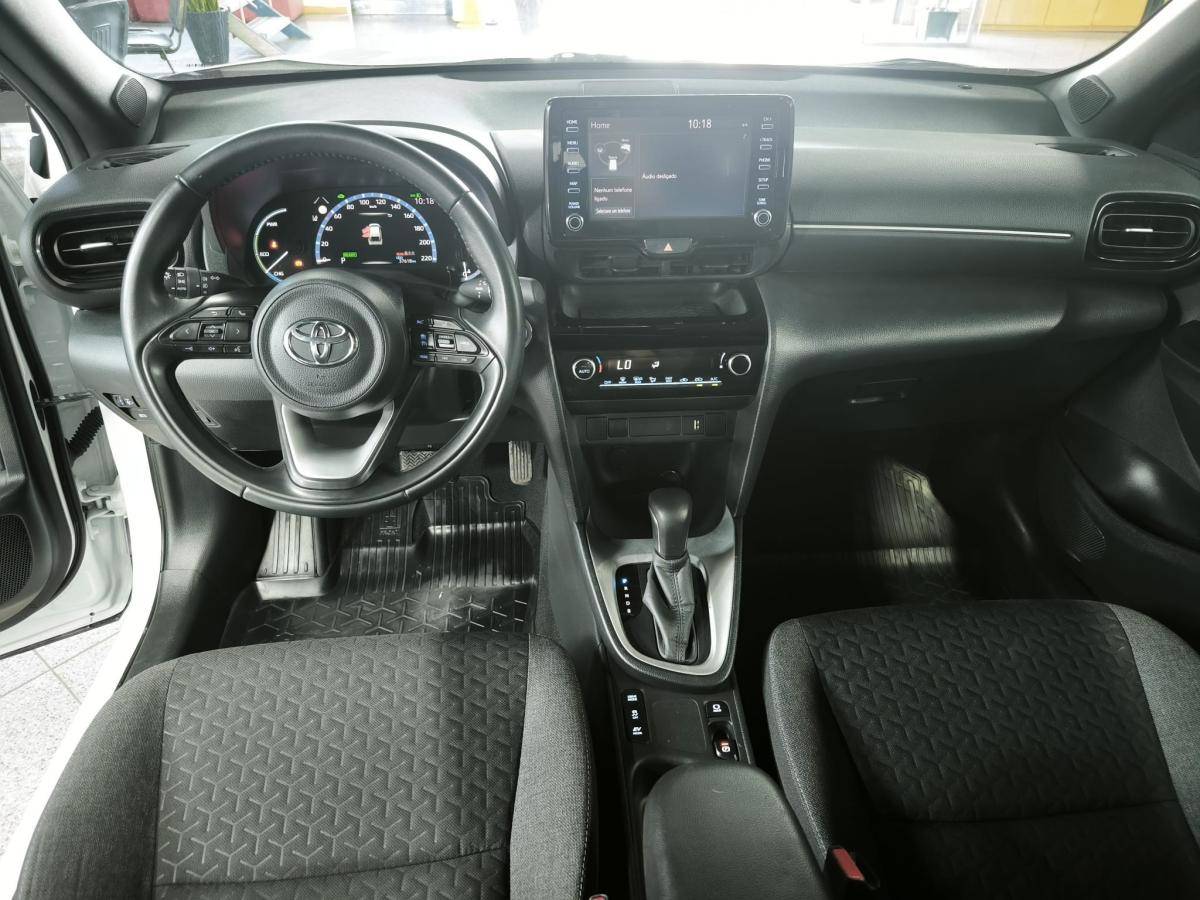 toyota-yaris-cross-2023-hibrido-a-gasolina-1490cc