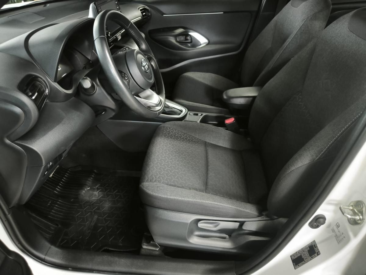 toyota-yaris-cross-2023-hibrido-a-gasolina-1490cc