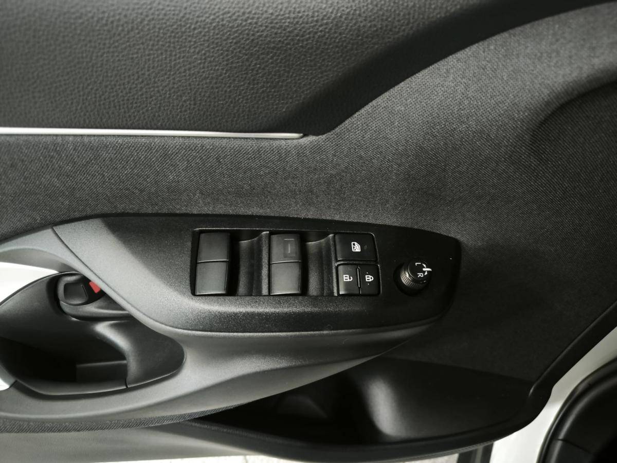 toyota-yaris-cross-2023-hibrido-a-gasolina-1490cc