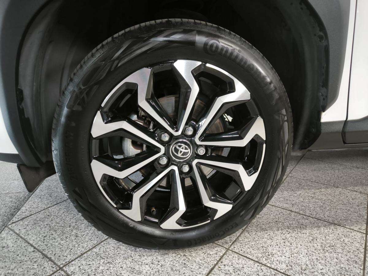 toyota-yaris-cross-2023-hibrido-a-gasolina-1490cc