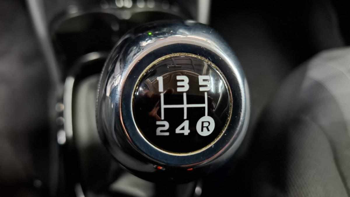 peugeot-108-1-0-vti-2018-gasolina-998cc