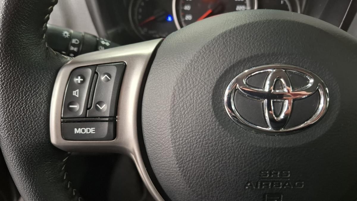 toyota-yaris-2015-gasolina-998cc