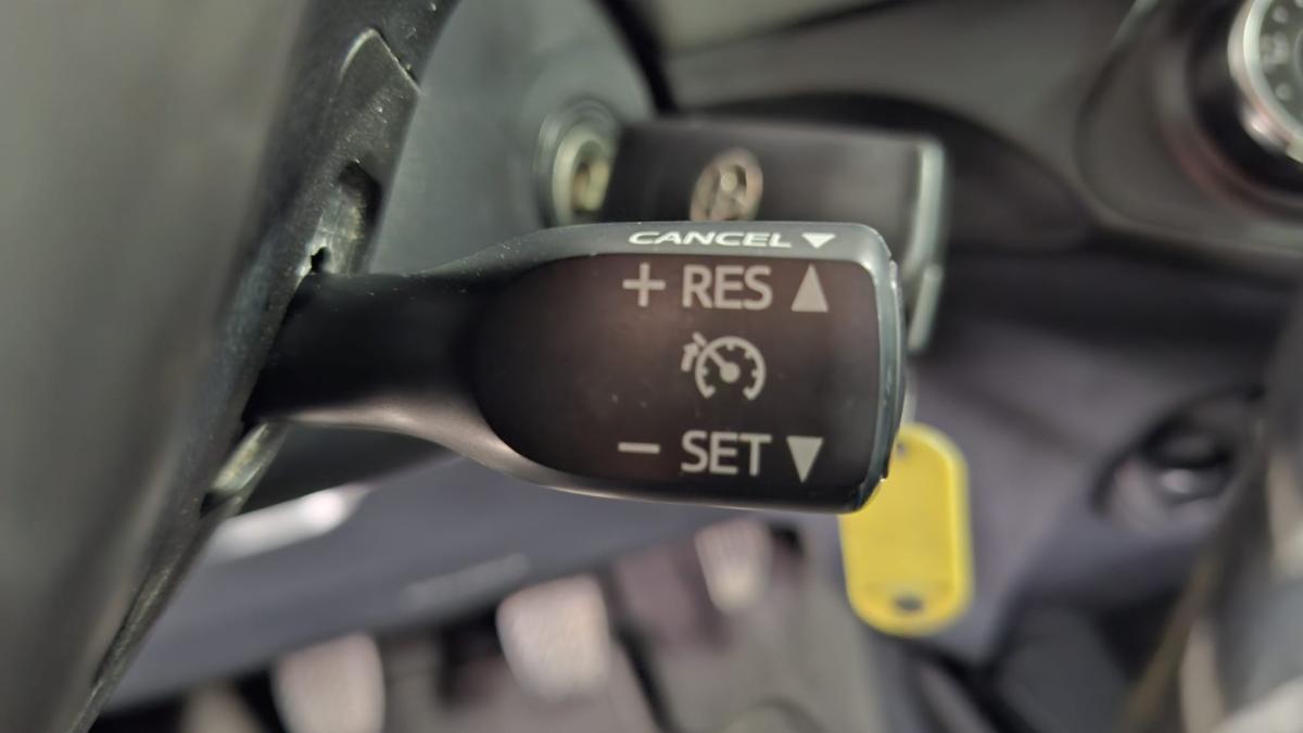 toyota-yaris-2015-gasolina-998cc