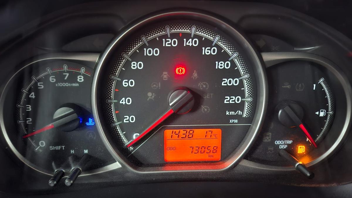toyota-yaris-2015-gasolina-998cc