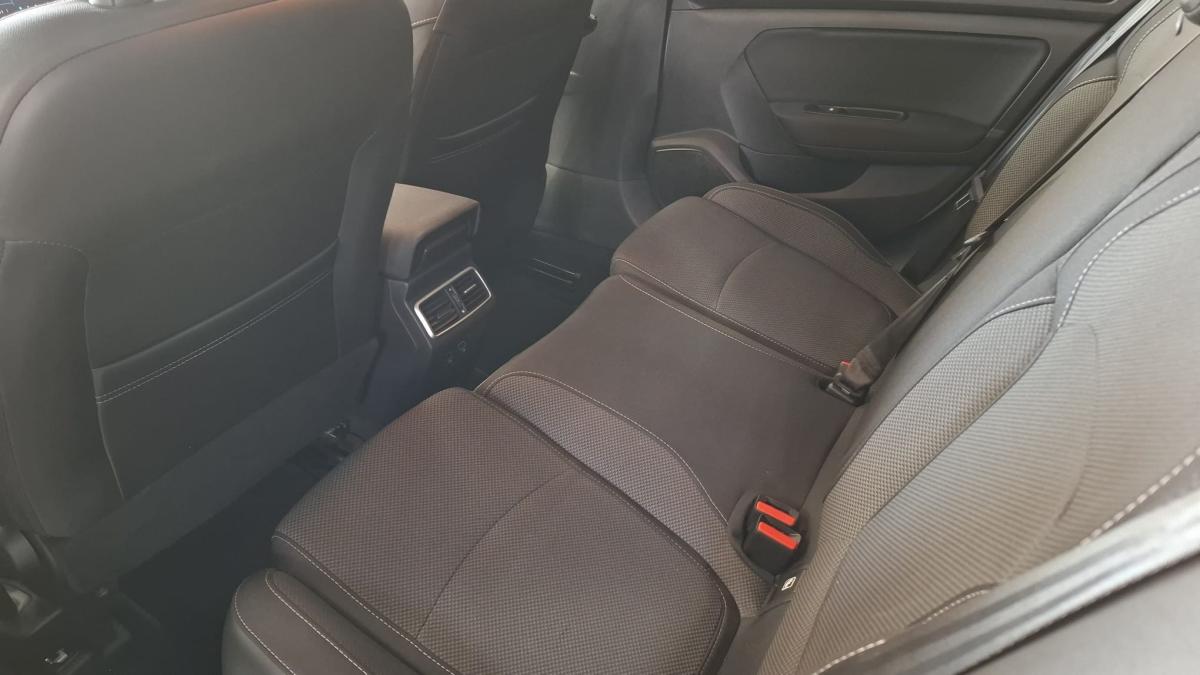 renault-megane-2022-hibrido-a-gasolina-1598cc