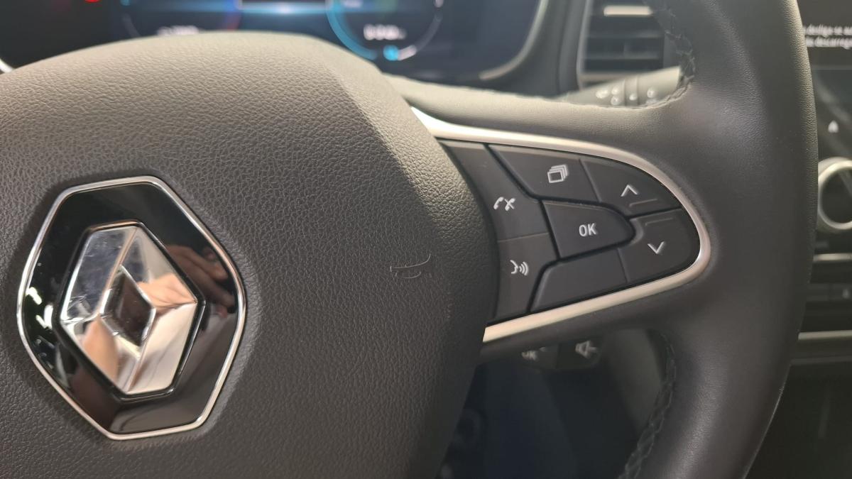 renault-megane-2022-hibrido-a-gasolina-1598cc