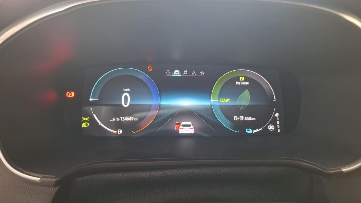renault-megane-2022-hibrido-a-gasolina-1598cc
