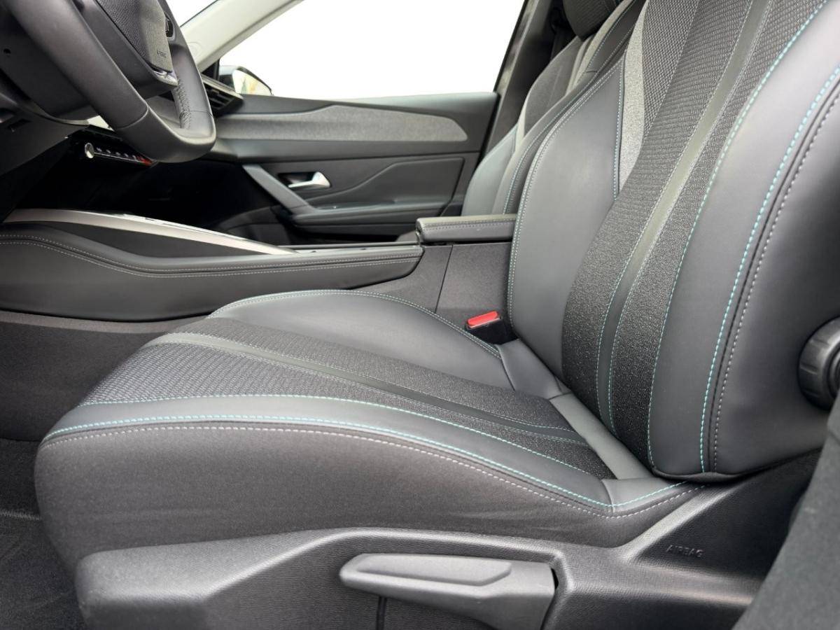 peugeot-308-sw-2023-hibrido-a-gasolina-1598cc