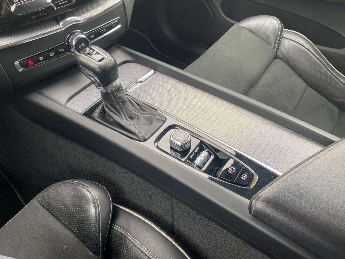 volvo-xc60-2019-diesel-1969cc