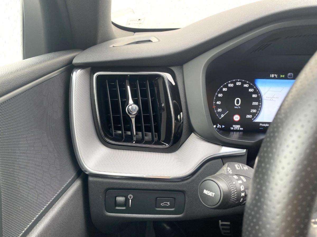 volvo-xc60-2019-diesel-1969cc