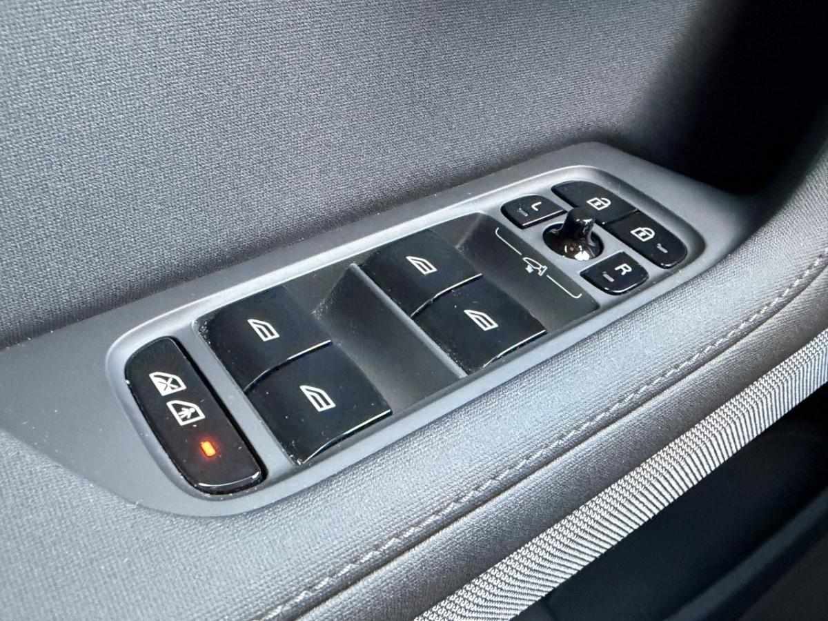polestar-2-2024-eletrico-0cc