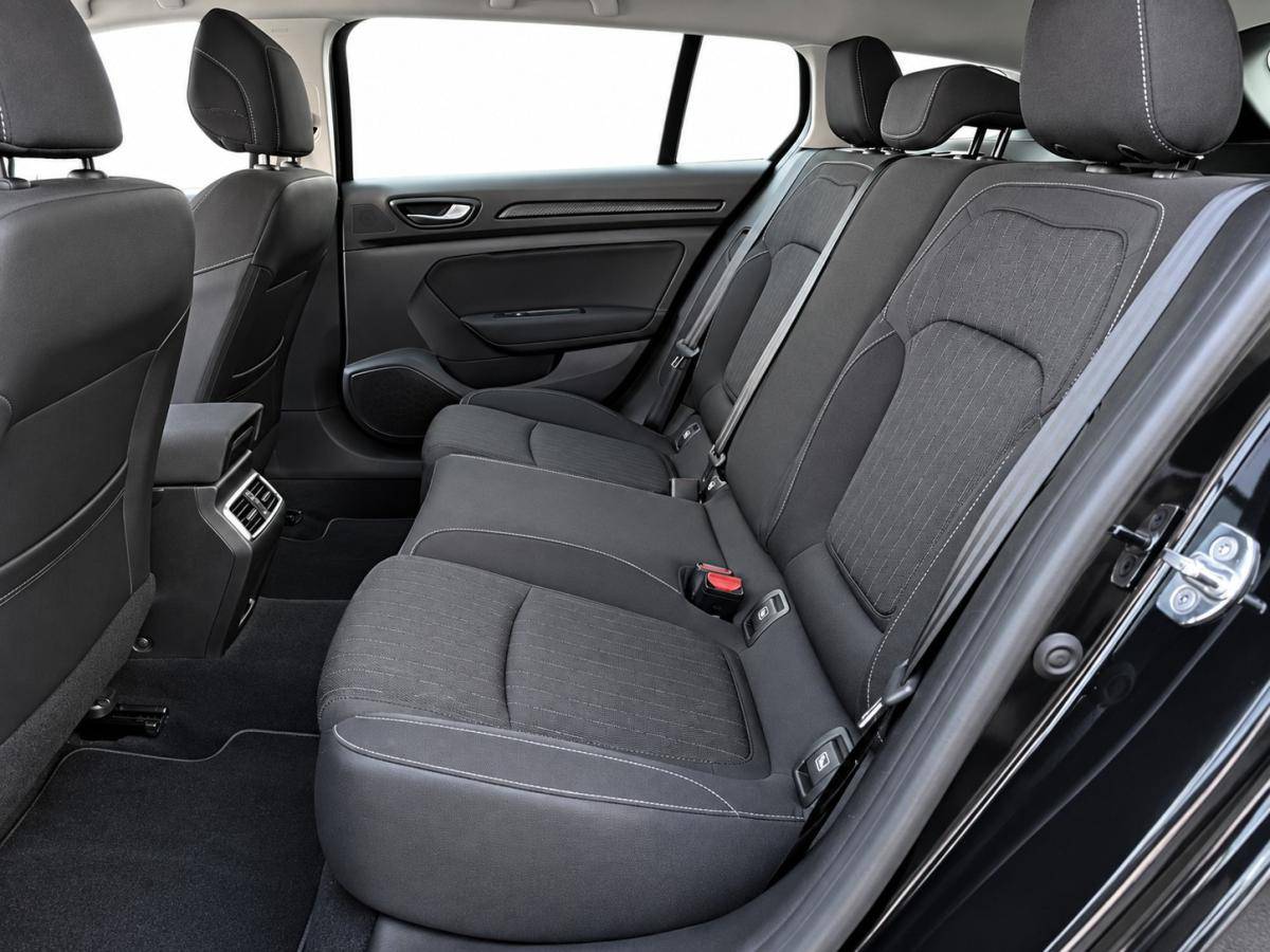 renault-megane-sport-tourer-2020-diesel-1461cc