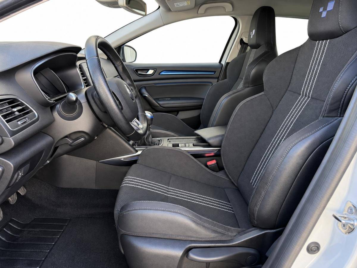 renault-megane-sport-tourer-2020-diesel-1461cc