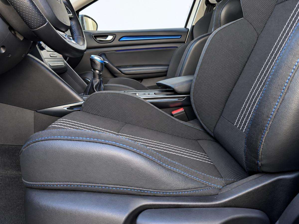 renault-megane-sport-tourer-2020-diesel-1461cc