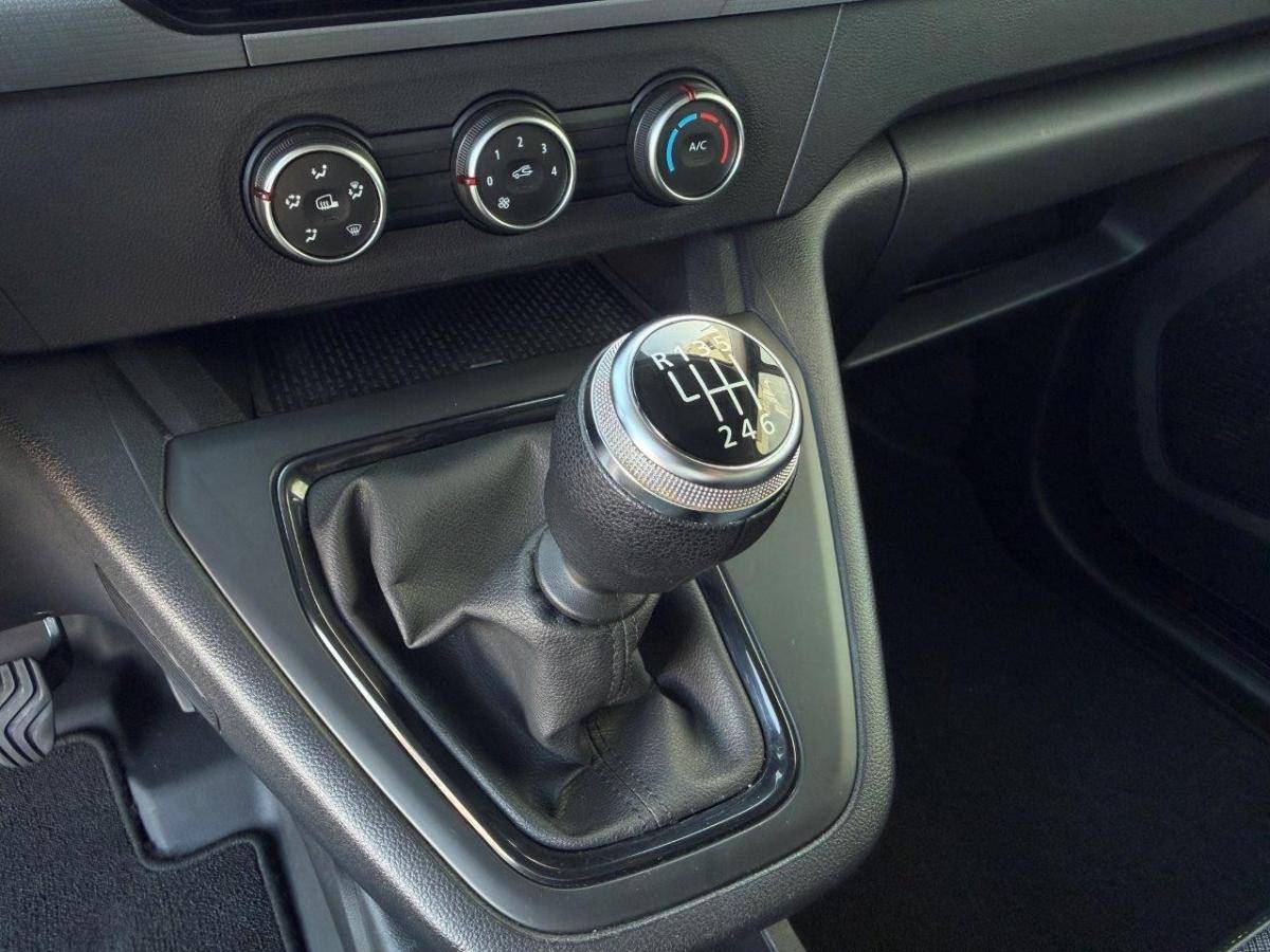 renault-outro-2022-diesel-1496cc
