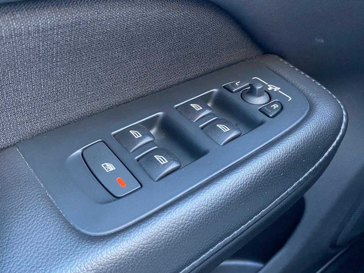 volvo-v60-2021-hibrido-a-gasolina-1969cc