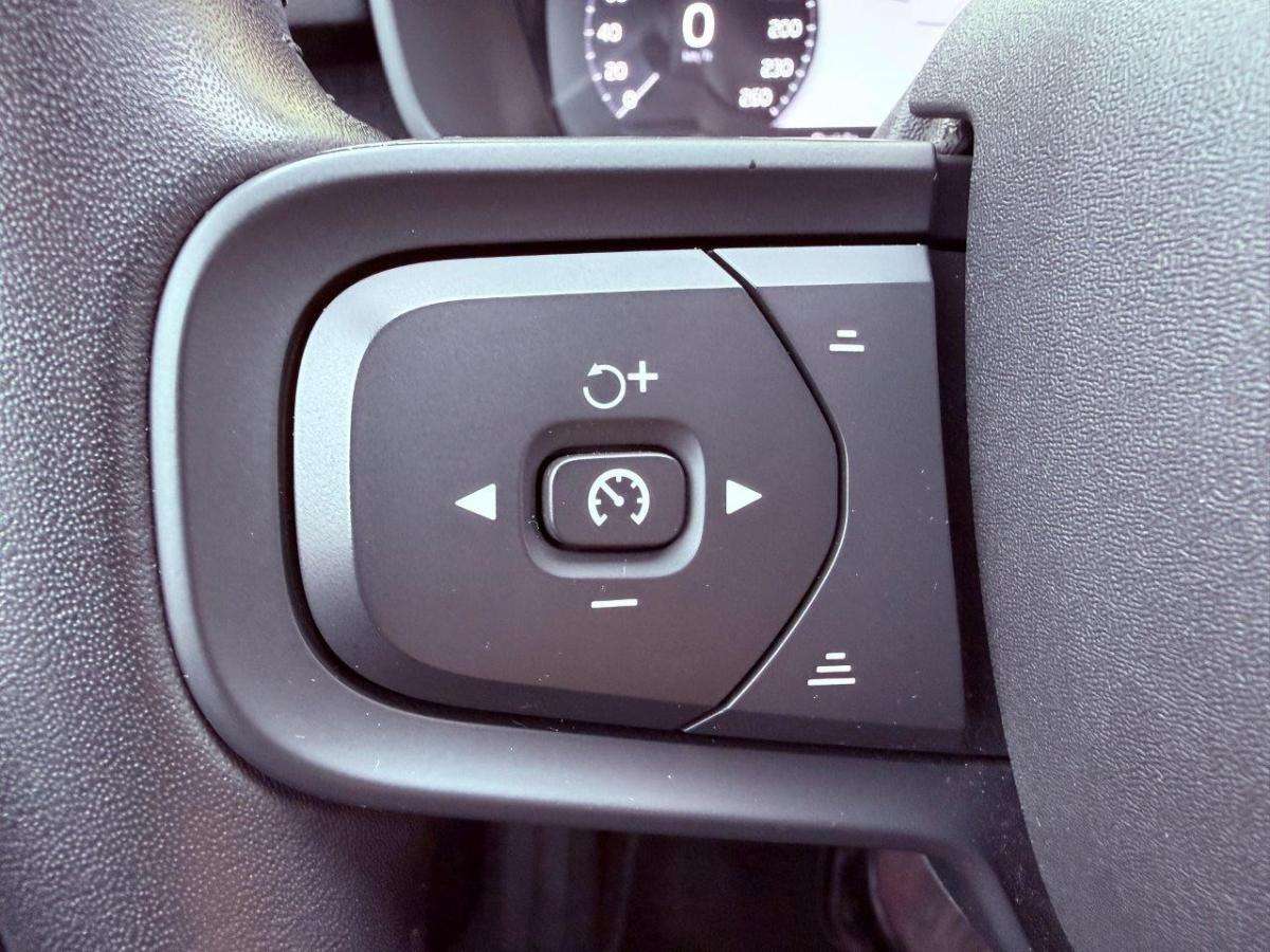 volvo-xc40-2020-diesel-1969cc