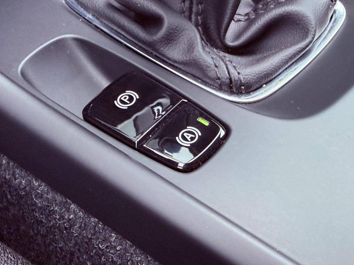volvo-xc40-2020-diesel-1969cc