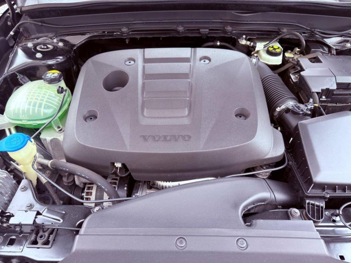 volvo-xc40-2020-diesel-1969cc