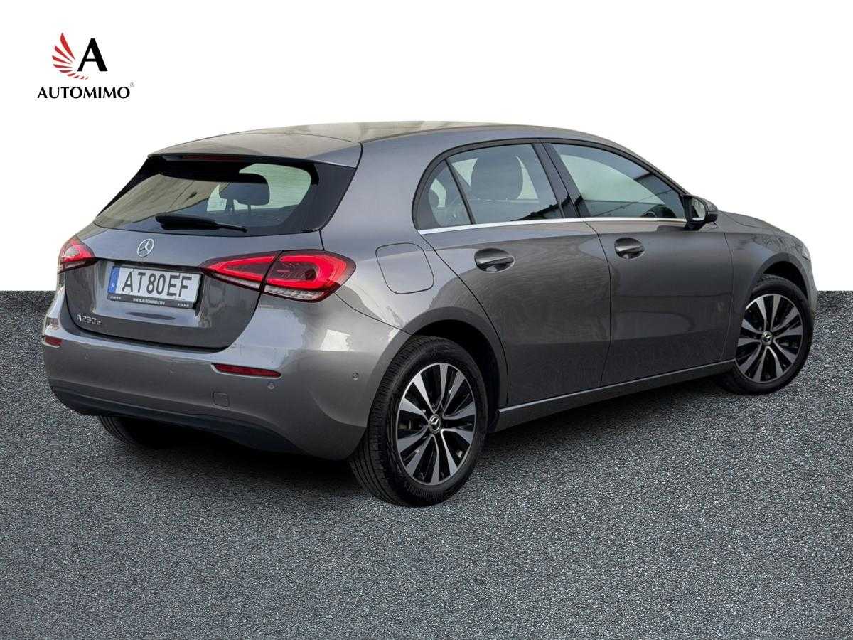 mercedes-benz-classe-a-2022-hibrido-a-gasolina-1332cc