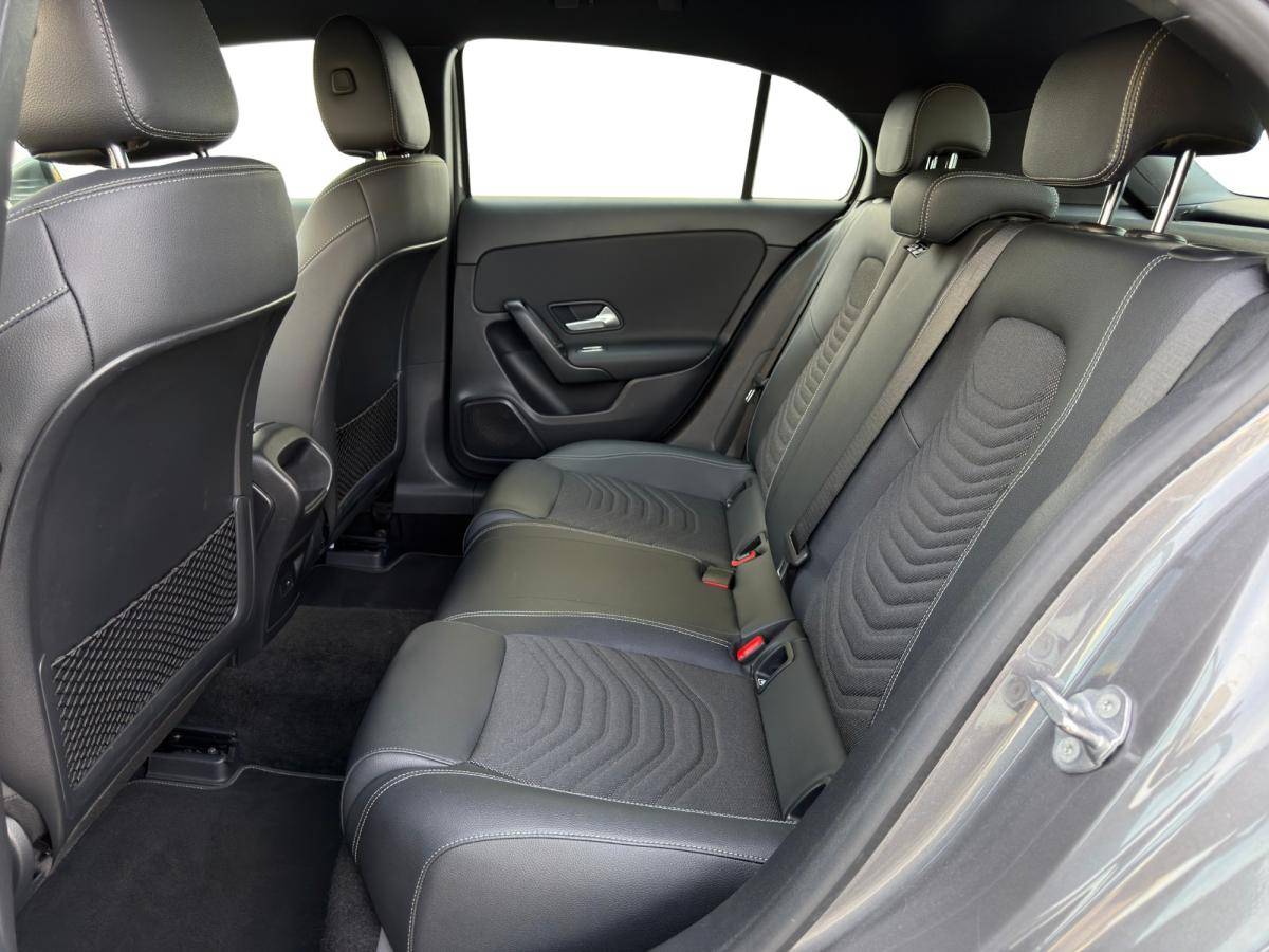 mercedes-benz-classe-a-2022-hibrido-a-gasolina-1332cc