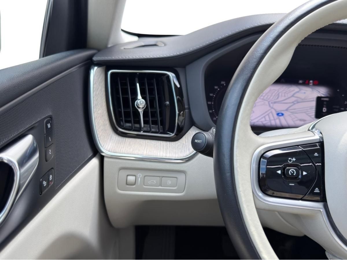 volvo-xc60-2022-hibrido-a-gasolina-1696cc