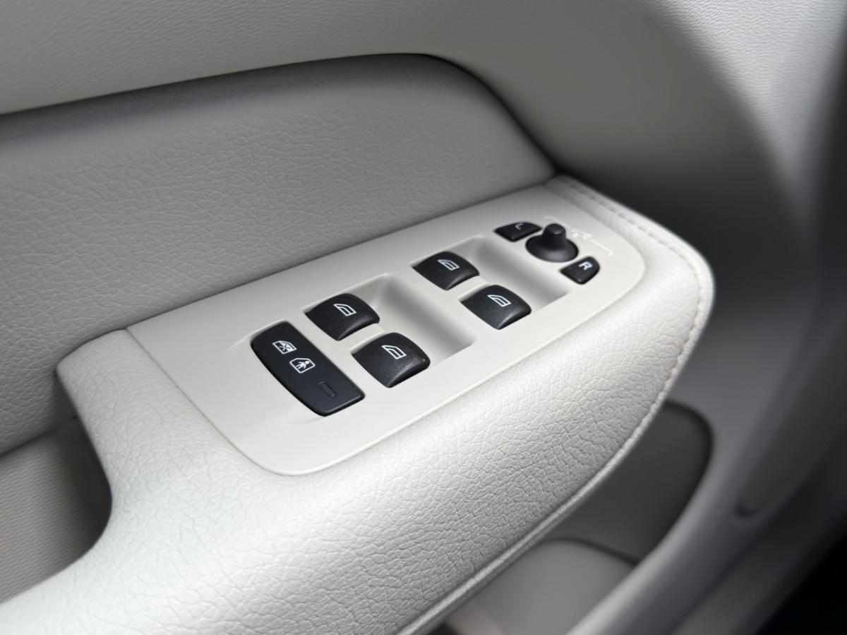 volvo-xc60-2022-hibrido-a-gasolina-1696cc