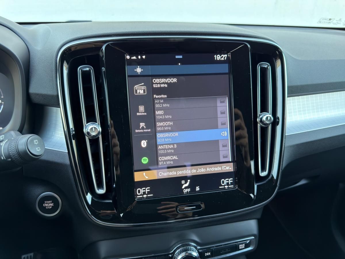volvo-xc40-2022-hibrido-a-gasolina-1496cc