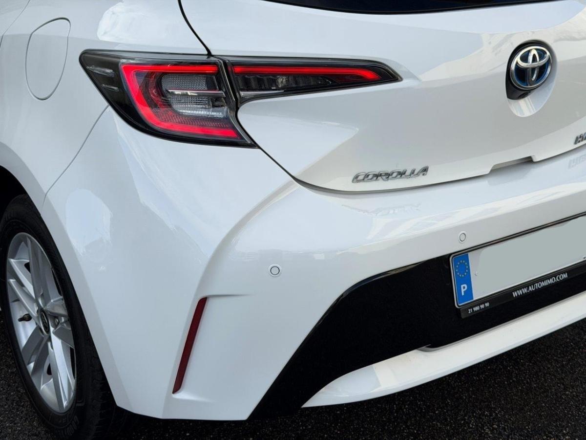 toyota-corolla-2021-hibrido-a-gasolina-1798cc
