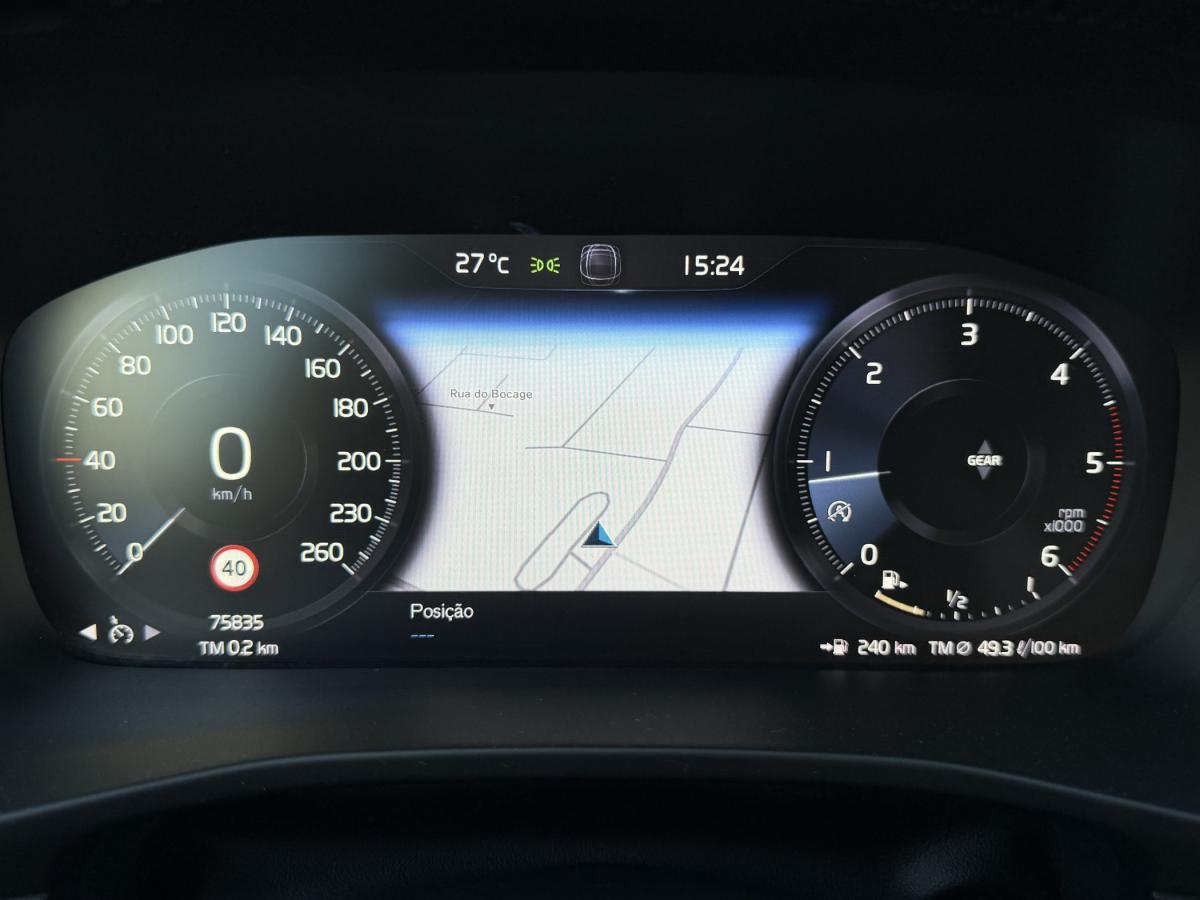 volvo-xc40-2019-diesel-1969cc
