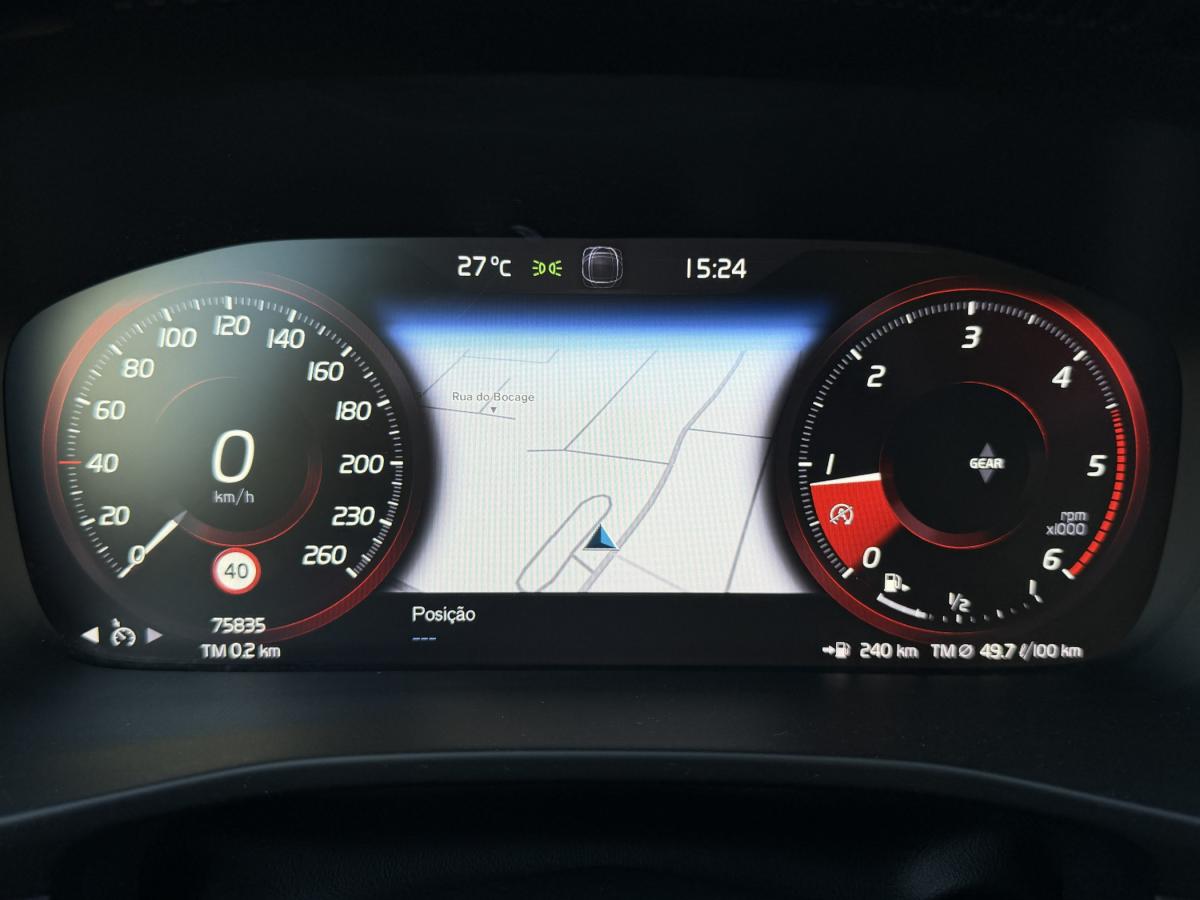 volvo-xc40-2019-diesel-1969cc