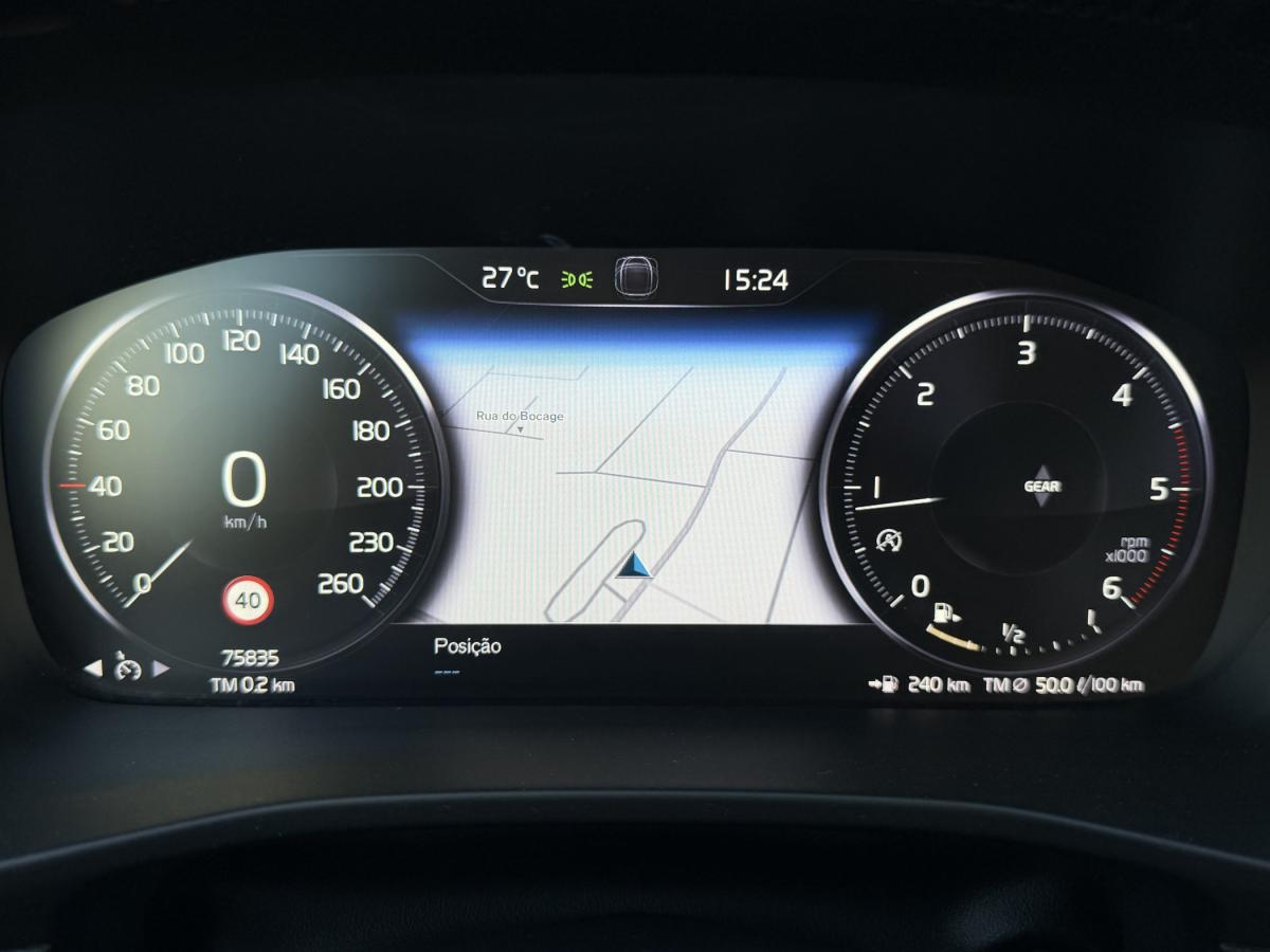volvo-xc40-2019-diesel-1969cc