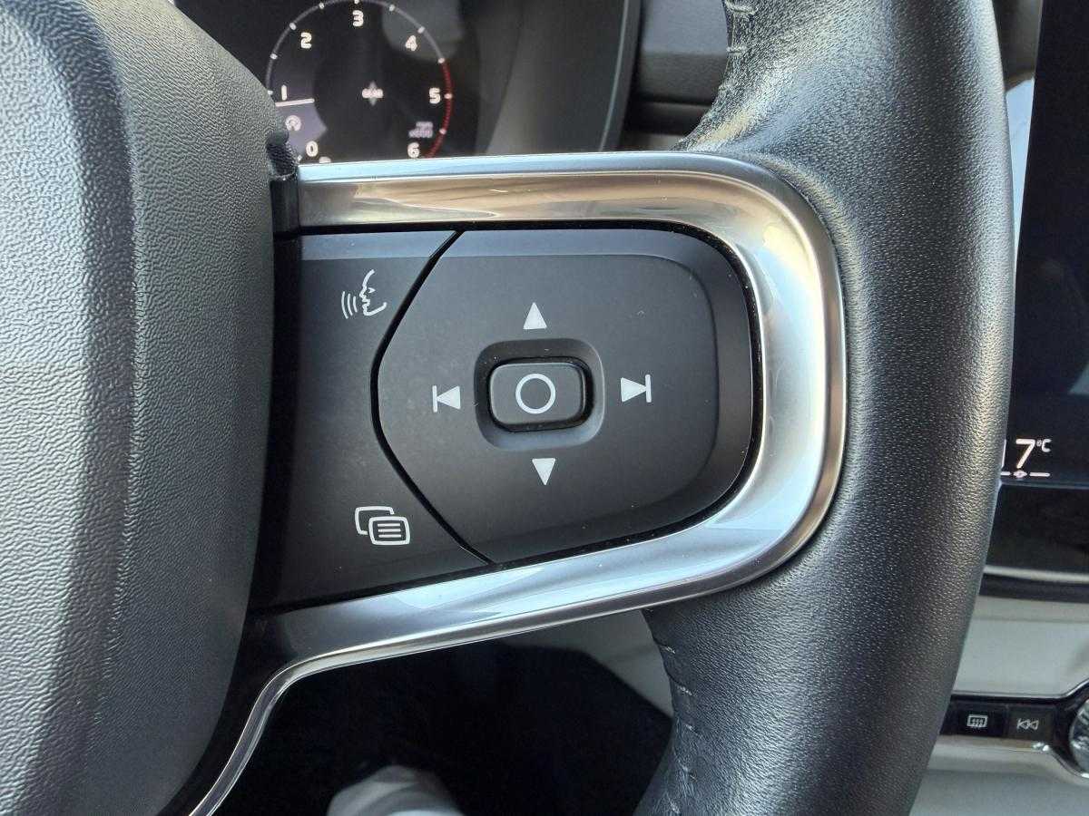 volvo-xc40-2019-diesel-1969cc